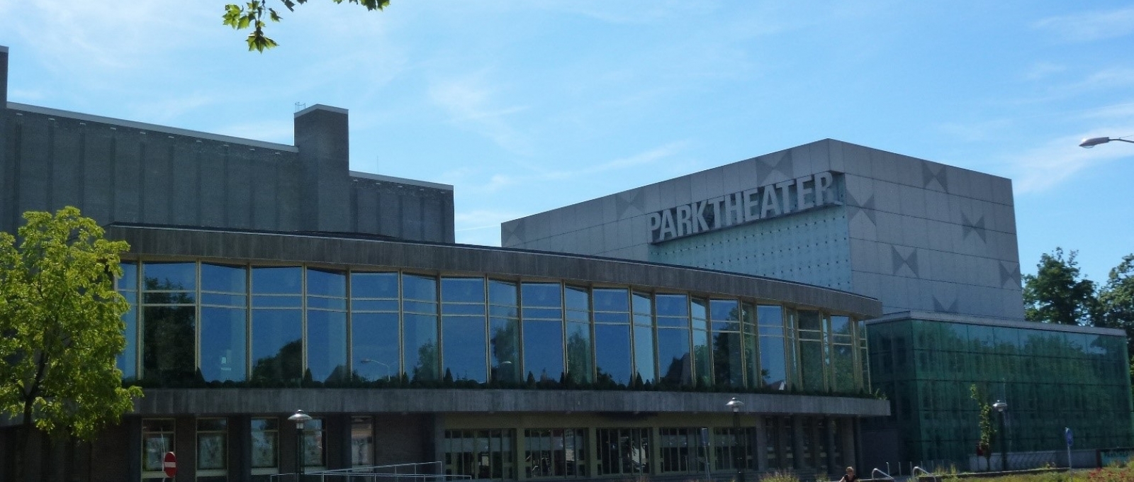 Topbanner_Nieuwsbericht_MES_LED_Parktheater_Sportcomplex